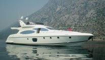 Yacht Samanta -  At Anchor